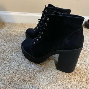 Ankle boots